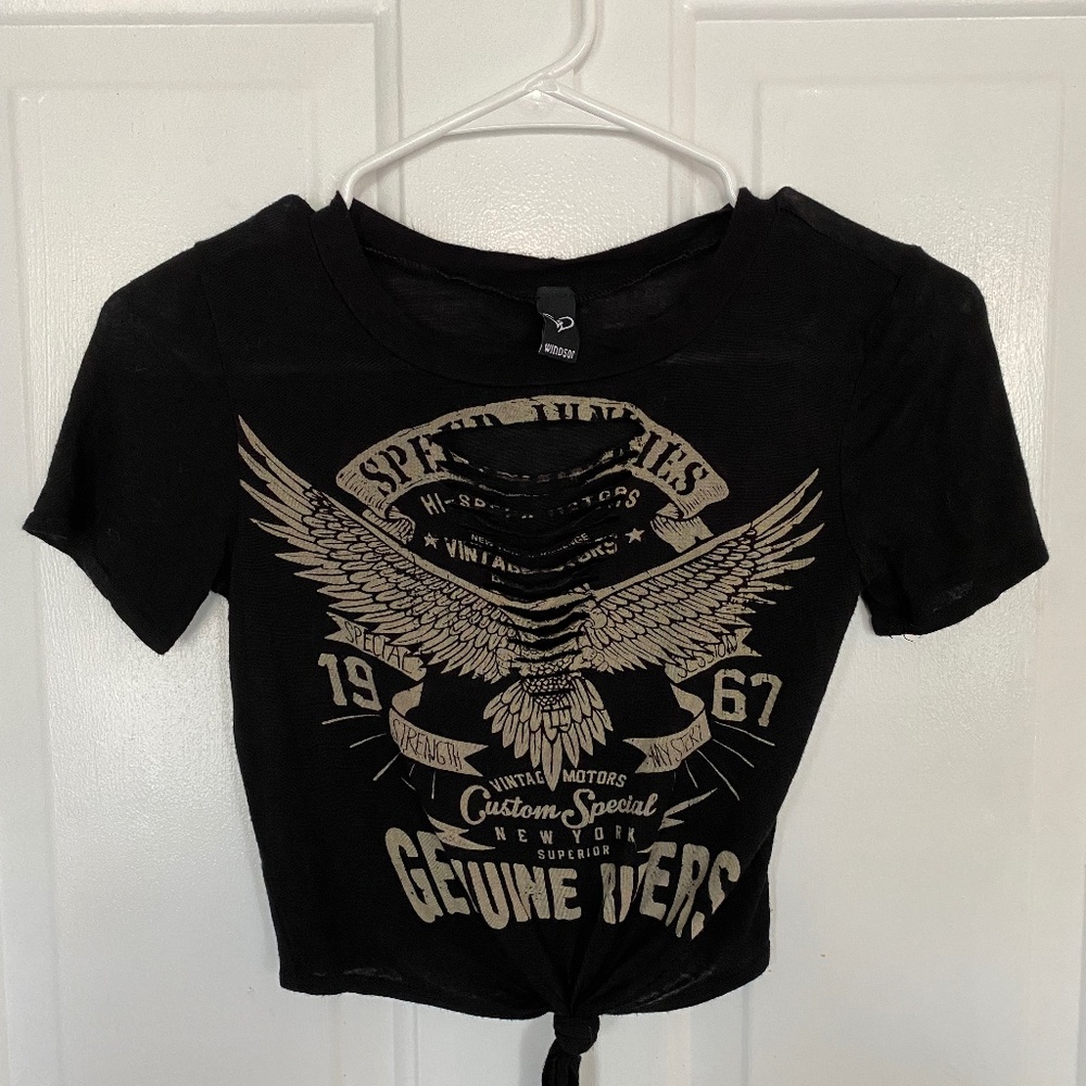 windsor graphic crop top